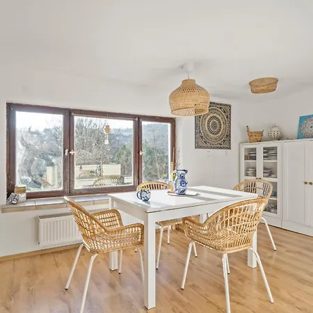 Appartement Feriewohnung Am Waldrand In Der Eifel